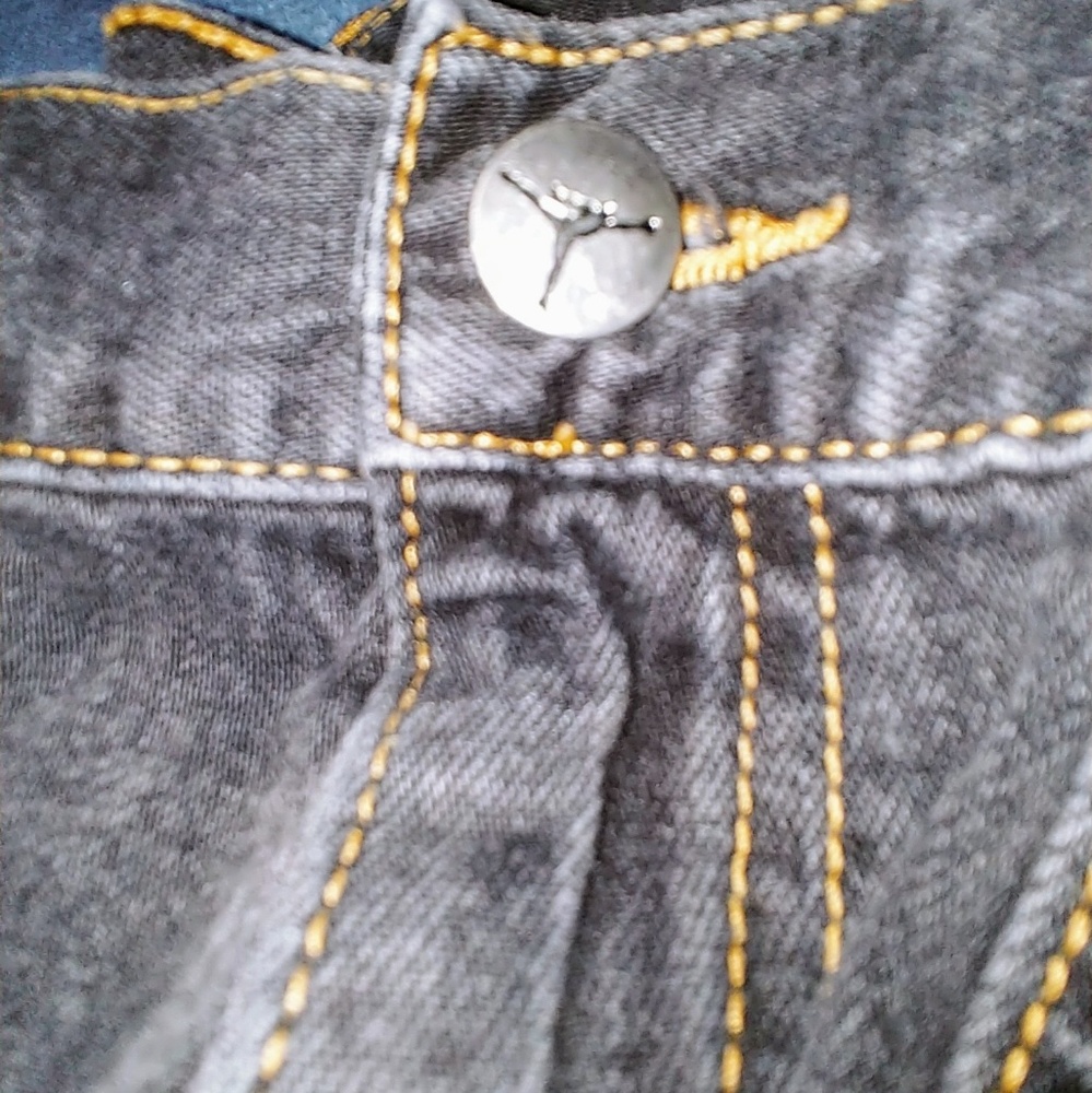 Jordan shorts - Picture 2 of 3